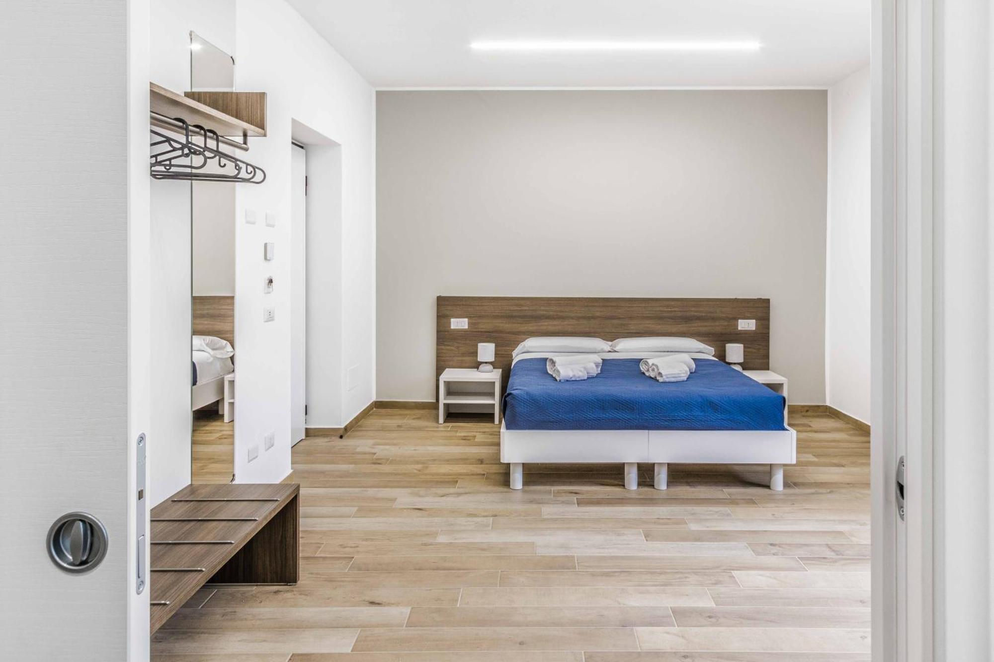 La Perla Rooms Saronno Exterior foto